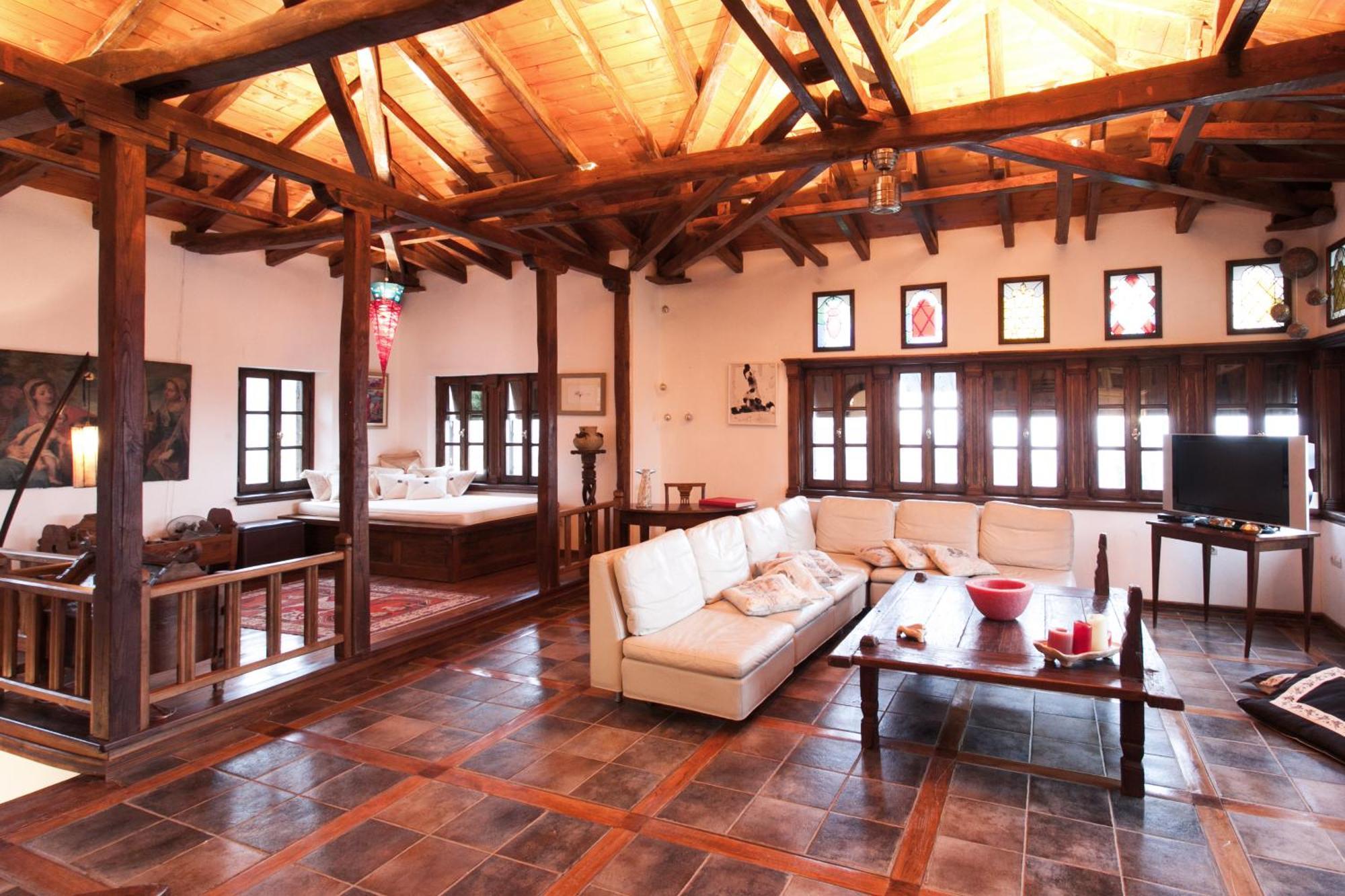 Chateau Cascara Mouresi Exterior photo